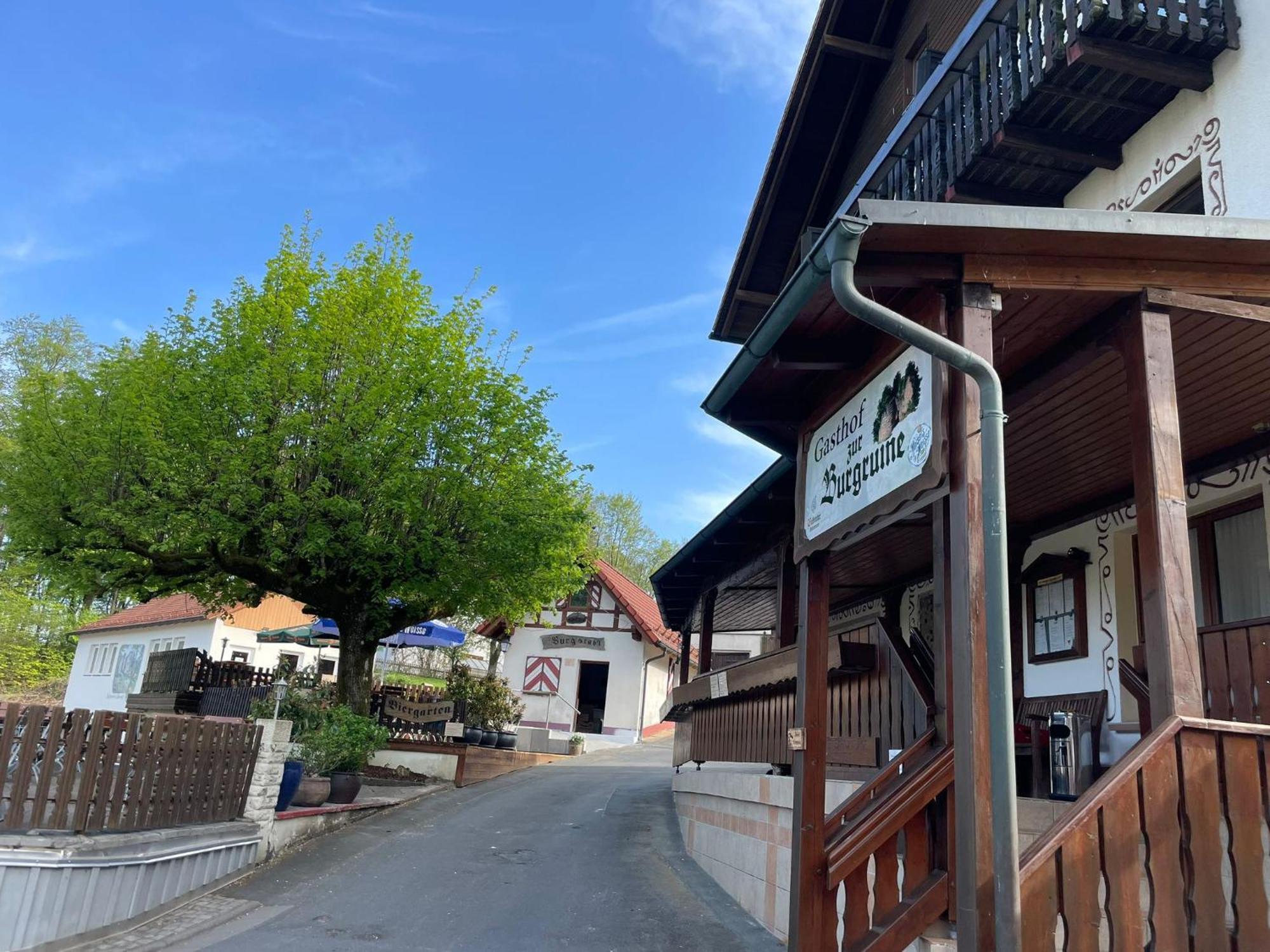 Gasthof Zur Burgruine بوتينشتاين المظهر الخارجي الصورة